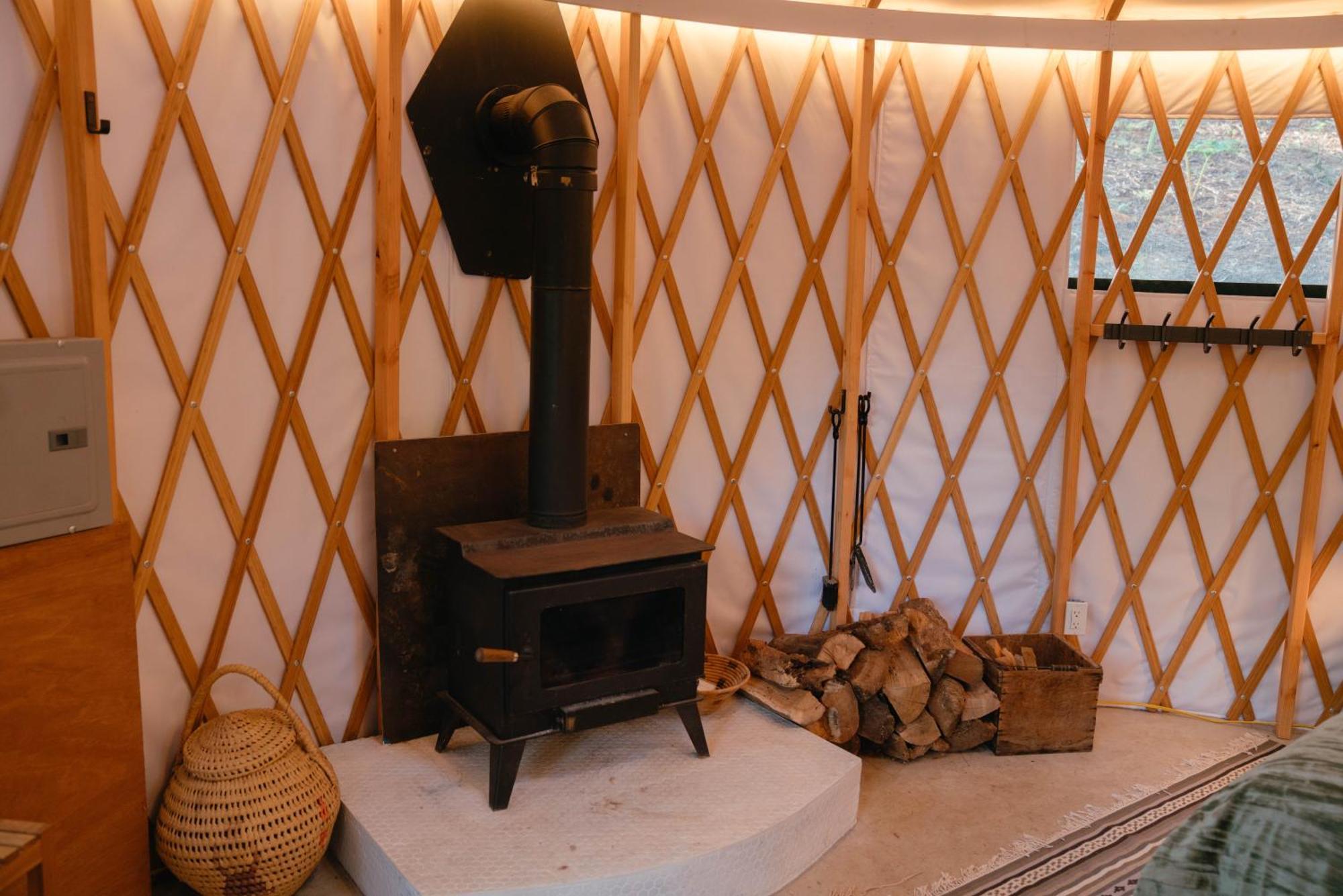 Magical Yurt In The Woods - 2 Miles From Town Hotell Nevada City Eksteriør bilde